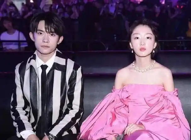 原创翻版成毅袁冰妍易烊千玺与她百花奖零交流这件事成避嫌关键