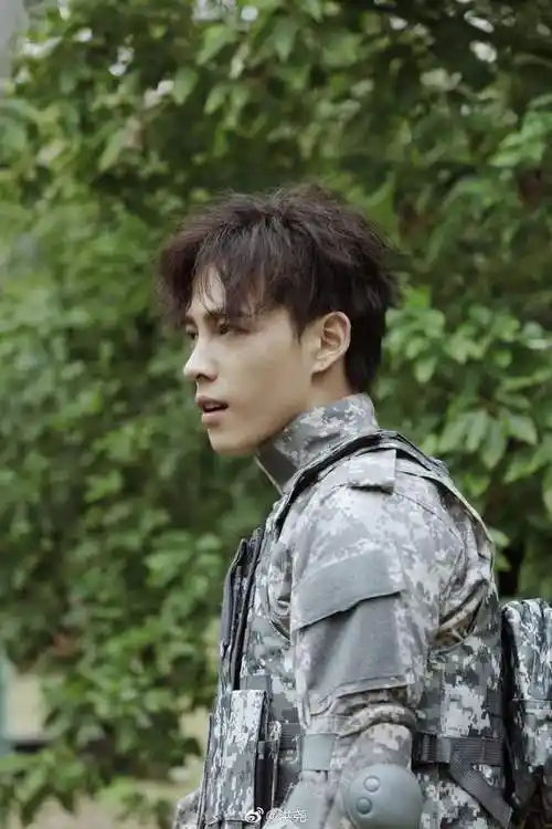 程序员原来这么有魅力?《正青春》洪尧饰演的但丁让你爱上it男