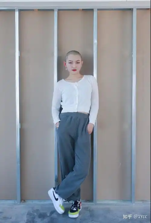 女生剃头有无pljj半剃头undercut剃后脑剃两鬓那种的建议或者感想呢