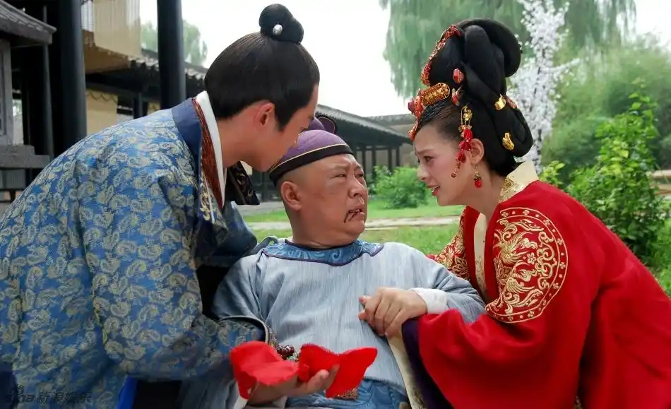 组图:《梦回唐朝》剧照曝光 郭德纲情迷武媚娘_高清图集_新浪网