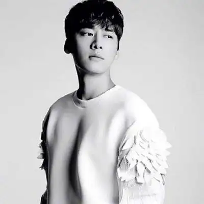 李易峰头像帅气可爱 最新李易峰qq头像大全图片 - 高清头像 - 潮人