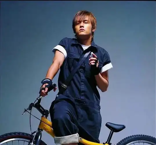 冲上热搜!周杰伦被嘲"吃相难看"?想买票就要先购买超级会员!