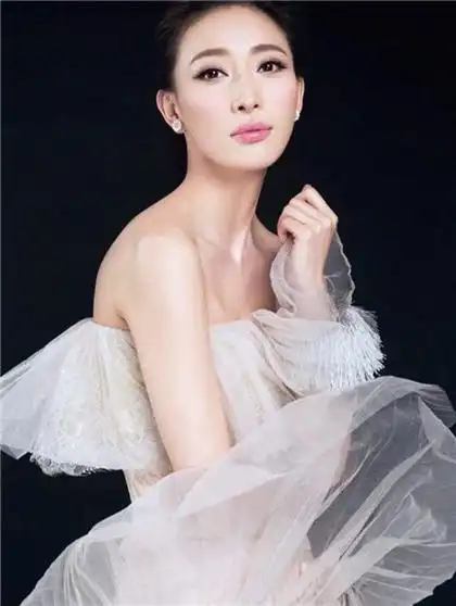 周知代言费多少近期报价