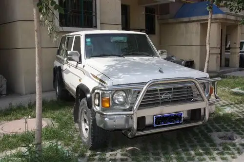 代友出售94年尼桑途乐y60 车友暂定