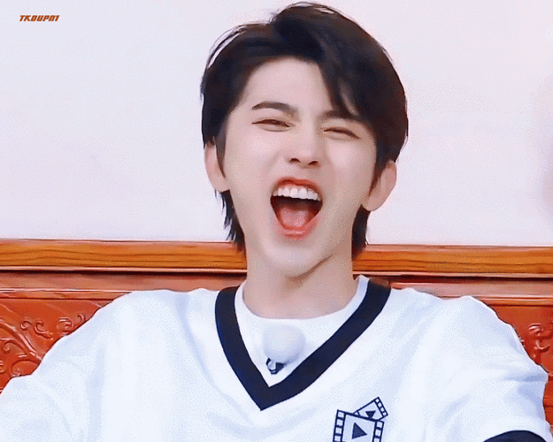 ˖ ⁺ ˚▪

◌ 𓈒#蔡徐坤马吉拉香氛身体护理代言人