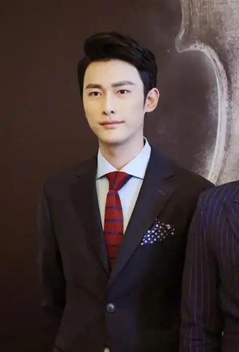 红得快,凉得更快的4位明星,曾经是男神女神,现在"无人问津"