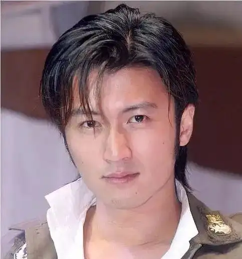 谢霆锋年轻时颜值是什么水准?看这组照片就知道了