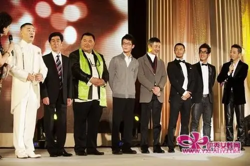 六位男明星组成了豪华伴郎团