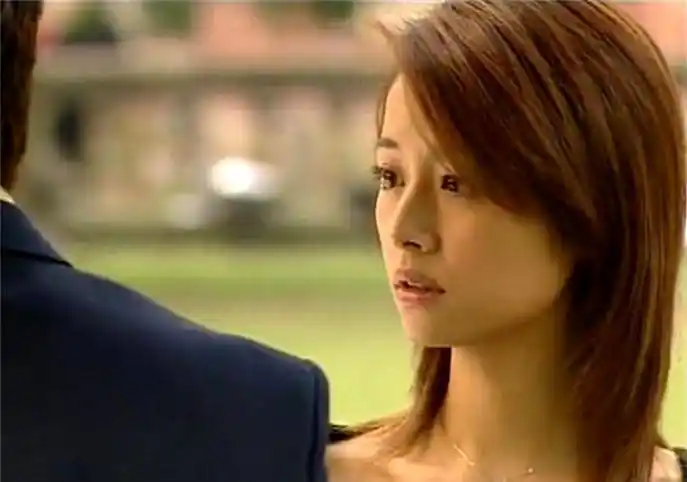 主角滤镜真神奇,明明女配更亮眼,当年却能洗脑自己女主最美_林心如_小