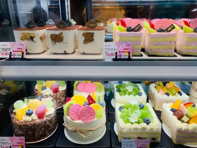 可口又好看的小蛋糕,谁不想来一口呀?