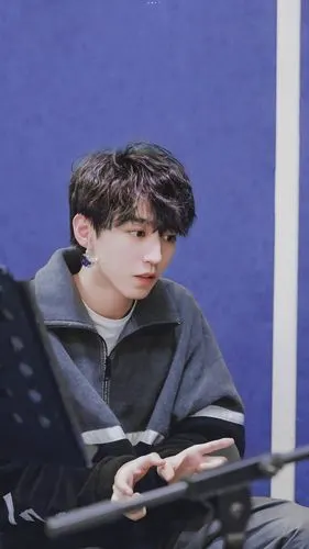 王俊凯 cr.仙恋巨卡