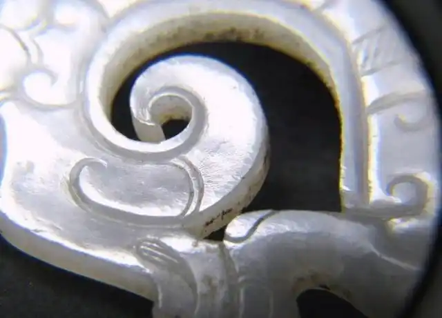 古玉阴刻线背后的逻辑思维及鉴定要点(干货)