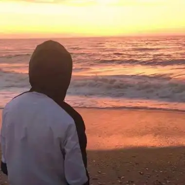 夕阳总是最美的风景!_男生头像_我要个性网