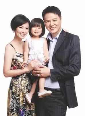 张庭:从未办过婚礼 和林瑞阳仍旧牵手睡觉