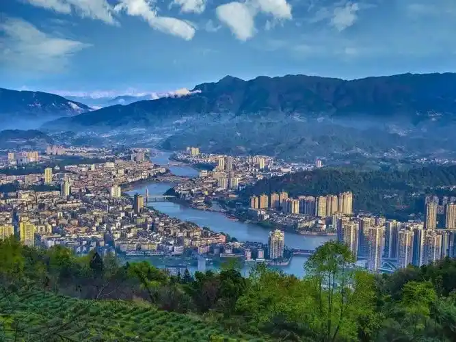 【散文】雨城雅安去来‖田闻一