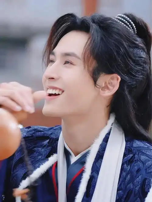 山河令#谁能不爱上如此美的周子舒/阿絮呢?张哲瀚