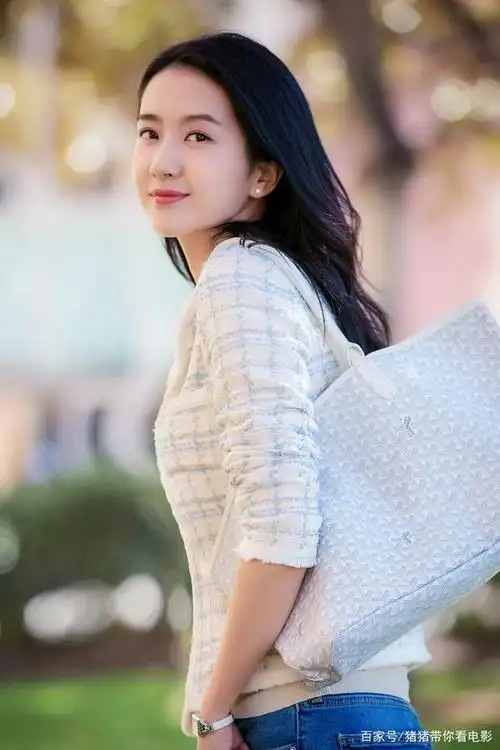 许龄月:美人颜色正如花