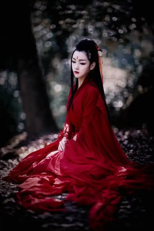 木木 在最不卖萌网的cosplay作品彼岸花拟人