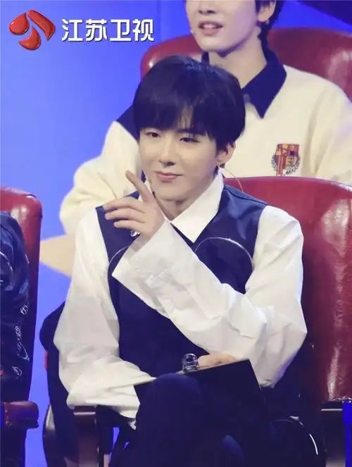 刘宇宁始终是《蒙面唱将猜猜猜》里超级可爱的存在