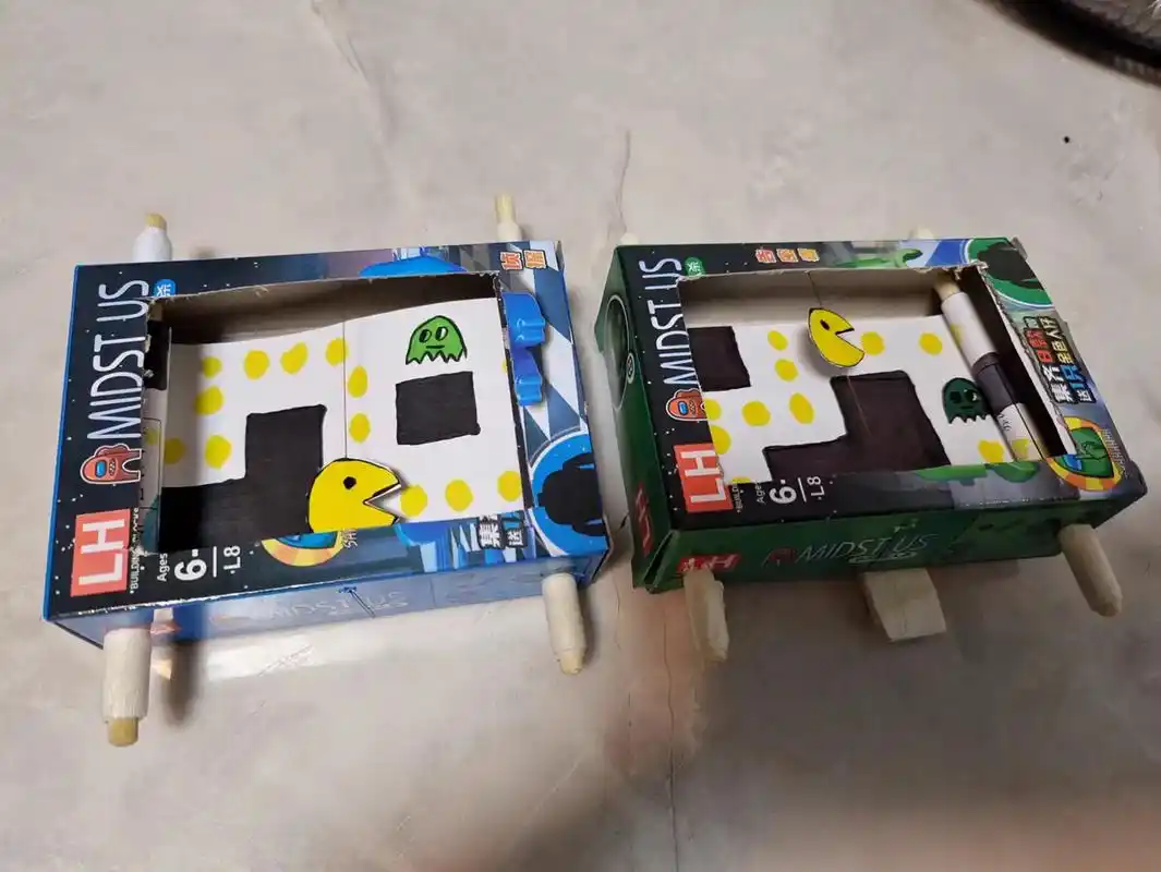 娃爸手工制作的吃豆人玩具还可以转动又省下一笔玩具钱