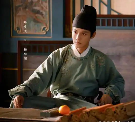 谭松韵《蜀锦人家》阵容官宣,谭松韵高髻秀雅端庄_时尚_盛宴_电视剧