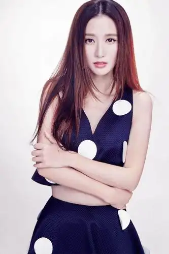 刘诗诗,中国知名女演员.