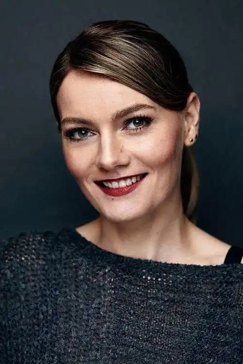 玛蒂娜·希尔 martina hill的图片