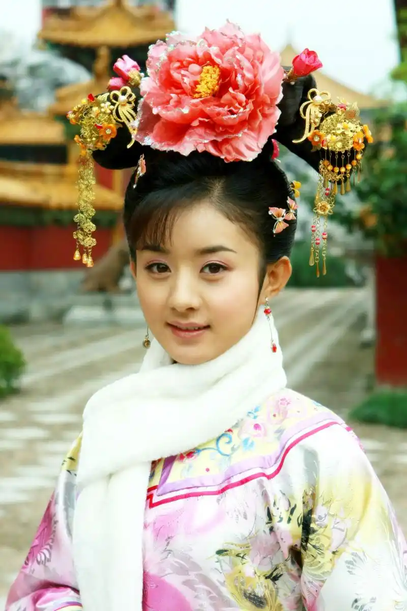 href="#" data-lemmaid="29392">新还珠格格 /a>》中的第一部电视剧