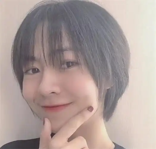 不烫也好看的女生短发,女生短发款款时尚越剪越上瘾