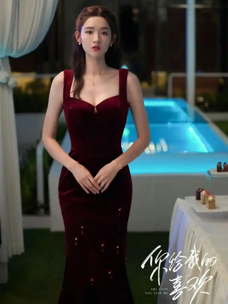 王玉雯61顶配身材 王姐我馋你身子正常吗  王玉雯uvin 太绝了我的天