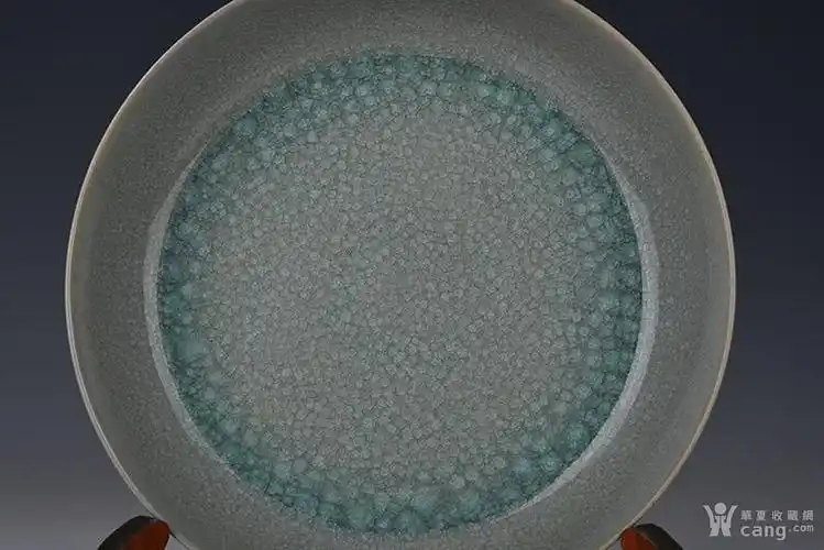 北宋汝窑天青釉冰裂纹圆洗4.5×18.5厘米 9