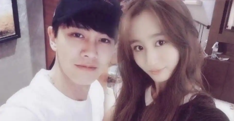 任嘉伦老婆聂欢太聪明!拍戏之余带娃! - 龙腾网