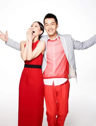 胡歌刘诗诗登杂志演绎天生一对好兄妹