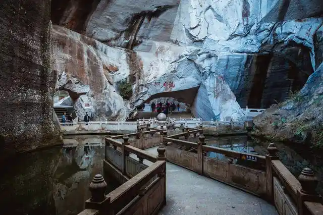 《神雕侠侣》取景拍摄地,1500年石山开采,采出来一个5a景区