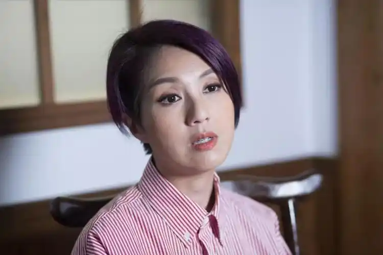 为何8年才出一张精选碟 杨千嬅原来有阴影?