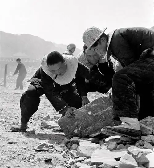 1960年红旗渠引水工程,原本是想造福百姓,为何村民会不断告状?