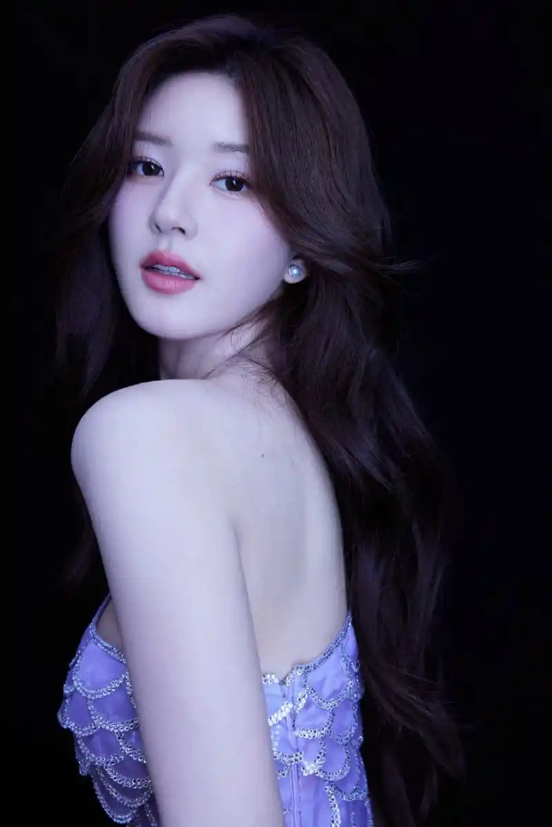 赵露思高清壁纸头像(二十四)[鲜花]