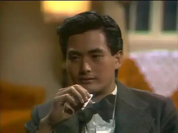 1980版《上海滩》,25岁的周润发演技炸裂,3段戏剖析他的神演绎