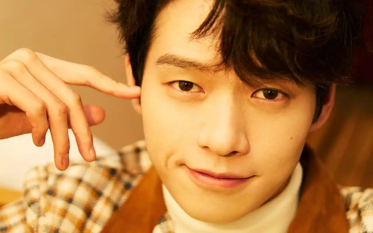 魏大勋时尚帅气写真图片壁纸