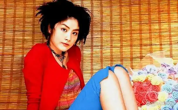 歌手陈慧琳出道25年零绯闻40岁高龄为初恋孕育51岁神颜依旧