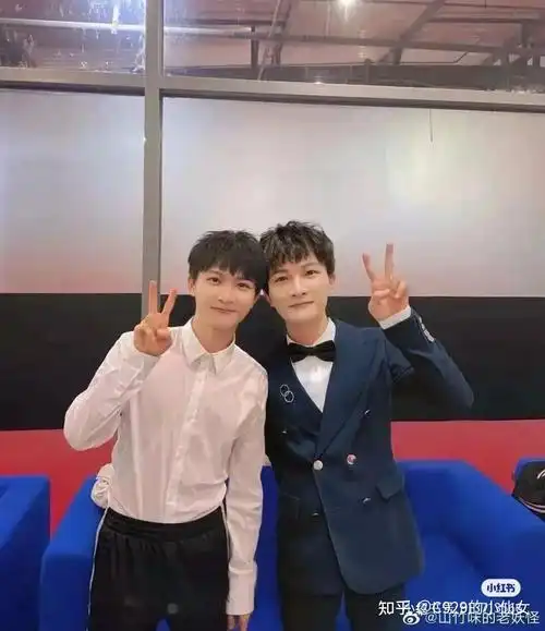 为什么周果子会被雪藏为什么周深和周浅很少同框劲焱公司内部到底有