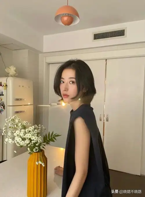 短头发怎么扎好看 35岁女士适合什么发型 - 汽车时代网