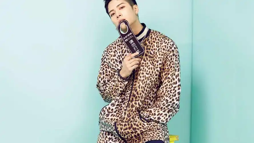 王嘉尔 明星风尚壁纸【6】