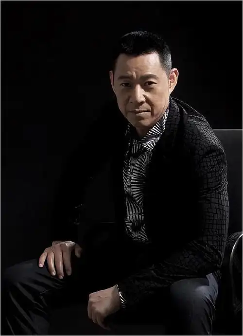 张丰毅父子破冰:从隔阂到理解,父子情深终得重塑