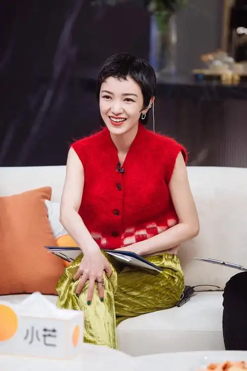 郭采洁"问诊"《再见爱人》 超强感知力与嘉宾共情