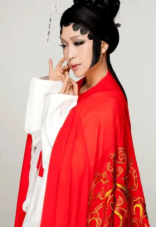 原创李玉刚的励志人生和他生命中爱过的一个重要女人