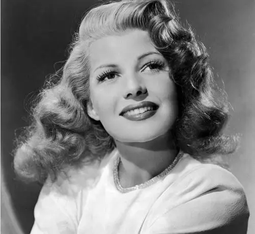 一组40年代好莱坞女星的惊艳封面照,现在的当红花旦都得靠边站