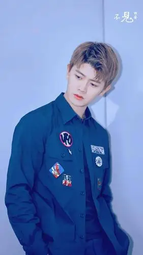 手机壁纸任嘉伦