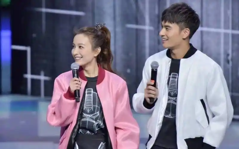 狗仔曝吴昕和郑凯秘密交往,两人已同居,感情稳定