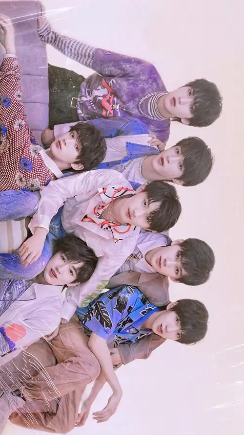 时代少年团超话95#时代少年团 星芒初现#蹲时代少年团可以当锁屏